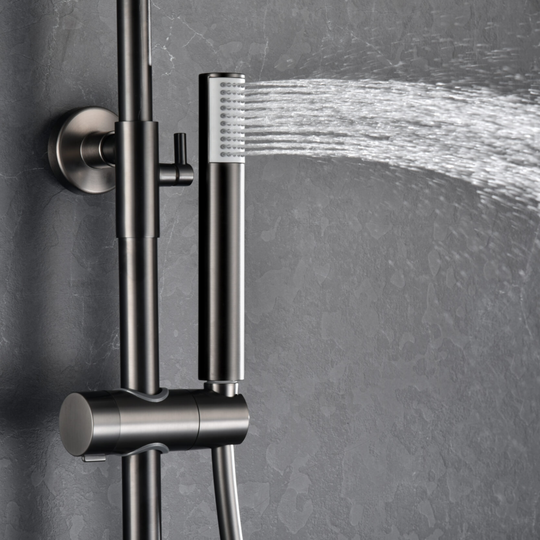 detalle columna ducha termostatica Monza black gun metal
