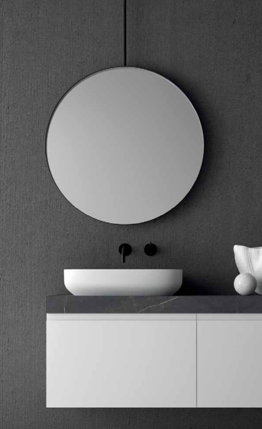 Up round bathroom mirror by Maderó Atelier