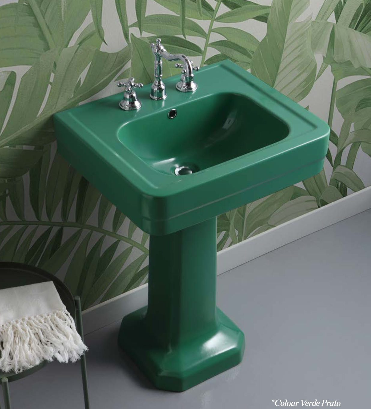 Ceramic washbasin with pedestal Provence 900 by Balneo Toscia Classic style