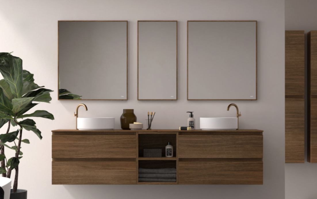 Rectangular mirror with Ramen frame by Maderó Atelier