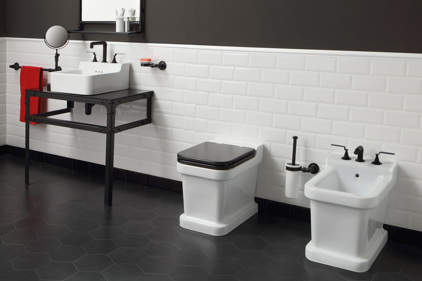 Industrialis floor-standing ceramic toilet in Industrial style