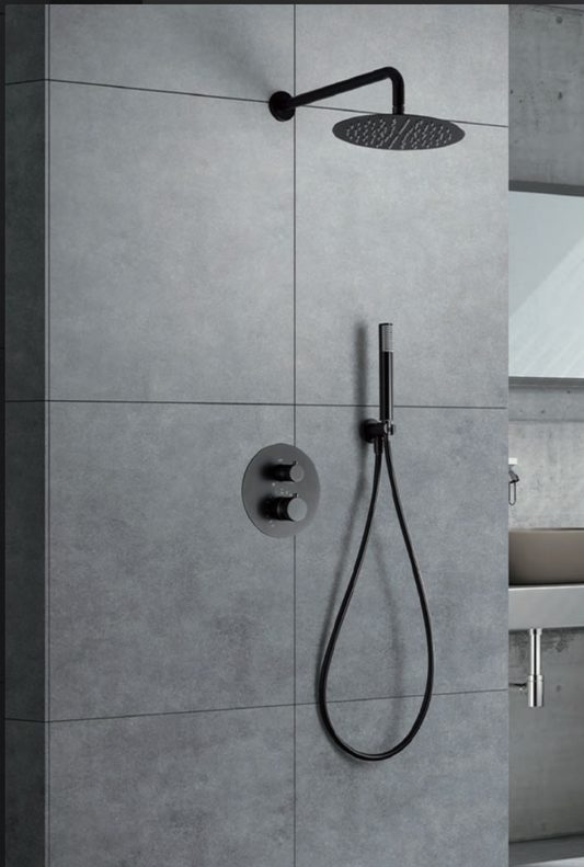 Ensemble de douche thermostatique encastrable Line en métal noir par Imex 