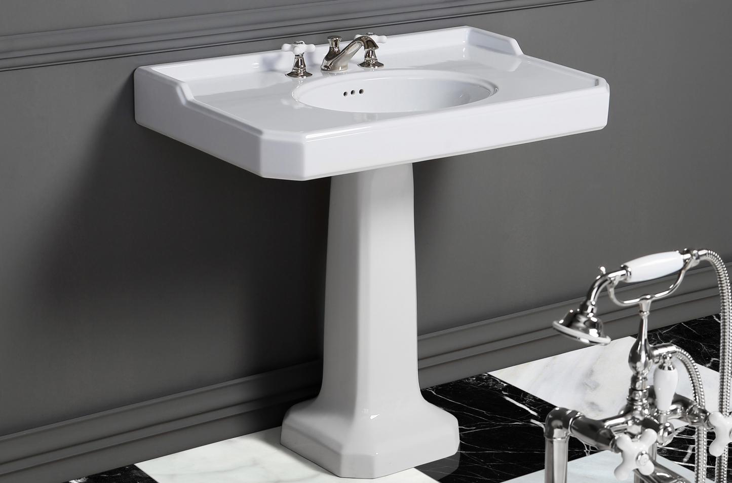 Large ceramic pedestal sink Provence 700 by Balneo Toscia Classic style