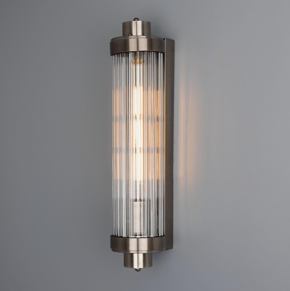 Aplique Baño Louise IP44 | Cristal Ondulado Transparente | Mullan Lighting
