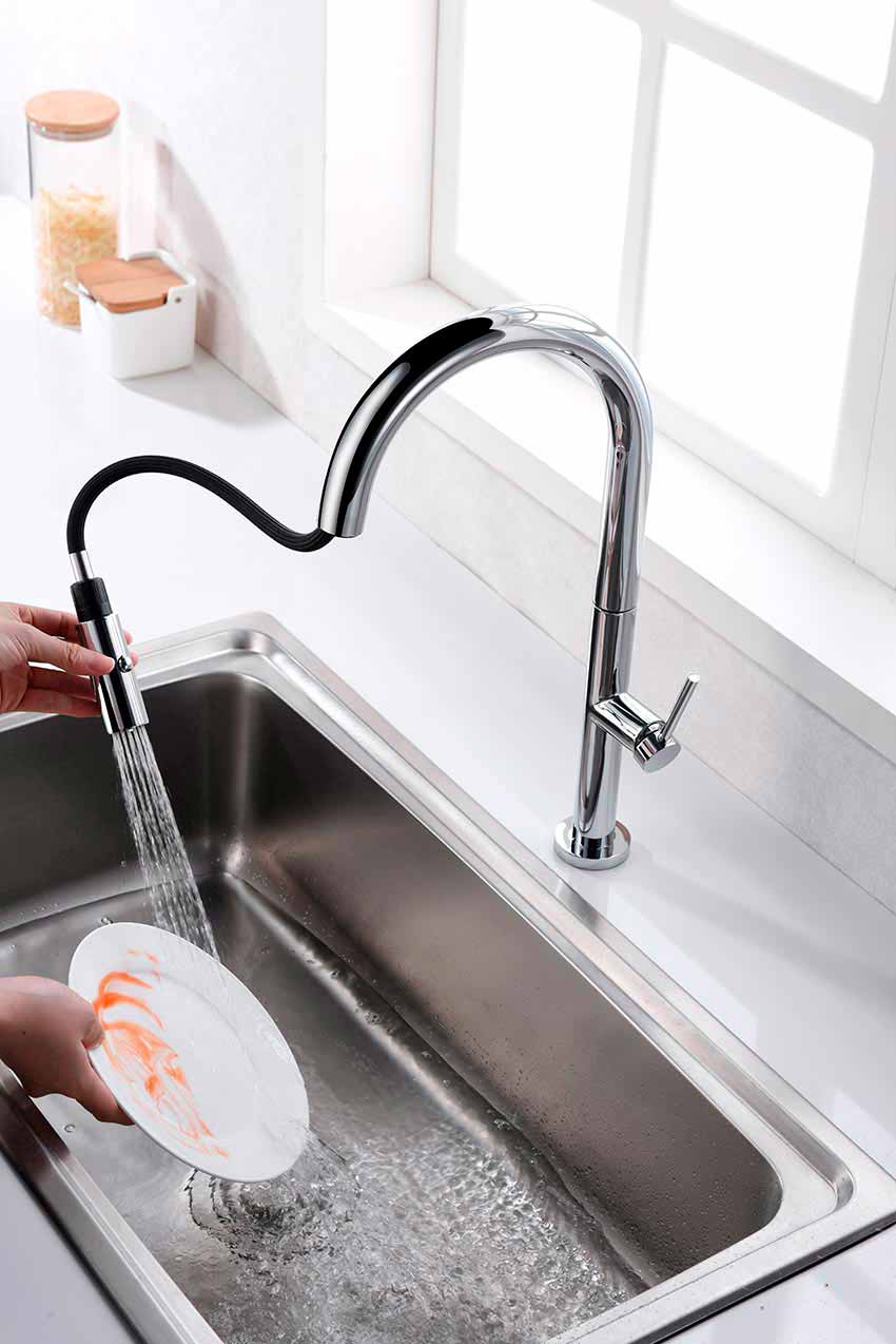 Imex Samoa chrome pull-out single-lever kitchen faucet