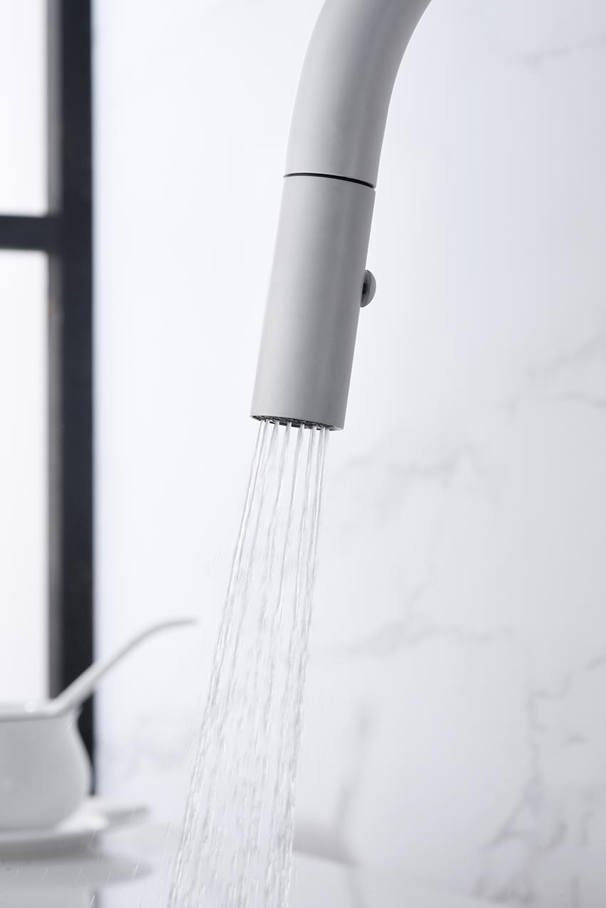 Imex Samoa matte white pull-out single-lever kitchen faucet