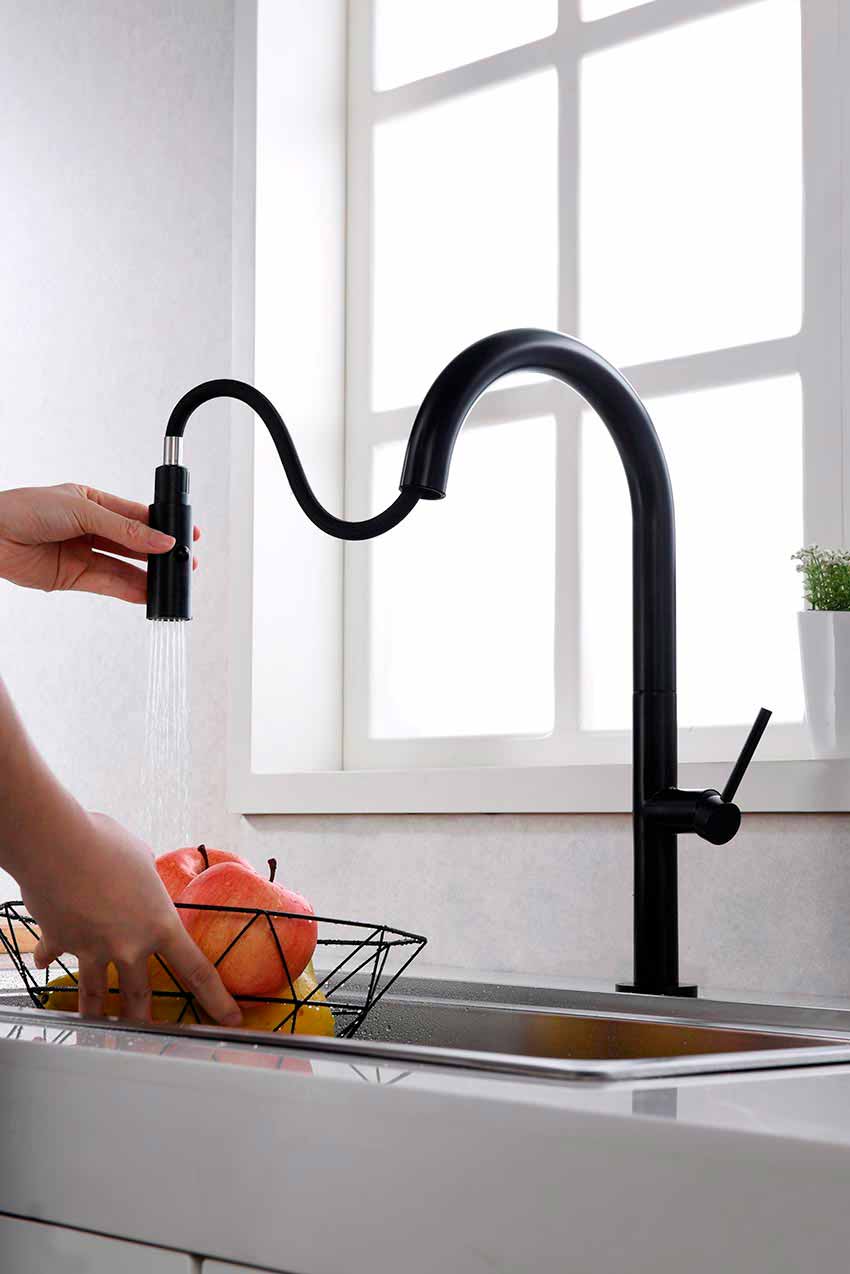 Robinet de cuisine monocommande extractible noir mat Imex Samoa