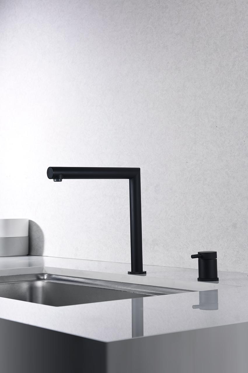 Grifería cocina monomando escamoteable negro mate Itaca de Imex