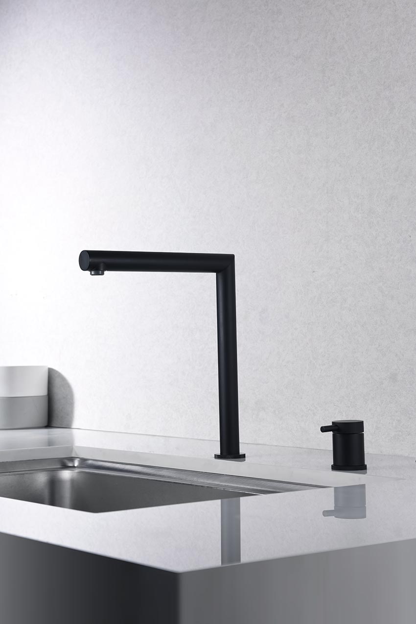 Grifería cocina monomando escamoteable negro mate Itaca de Imex