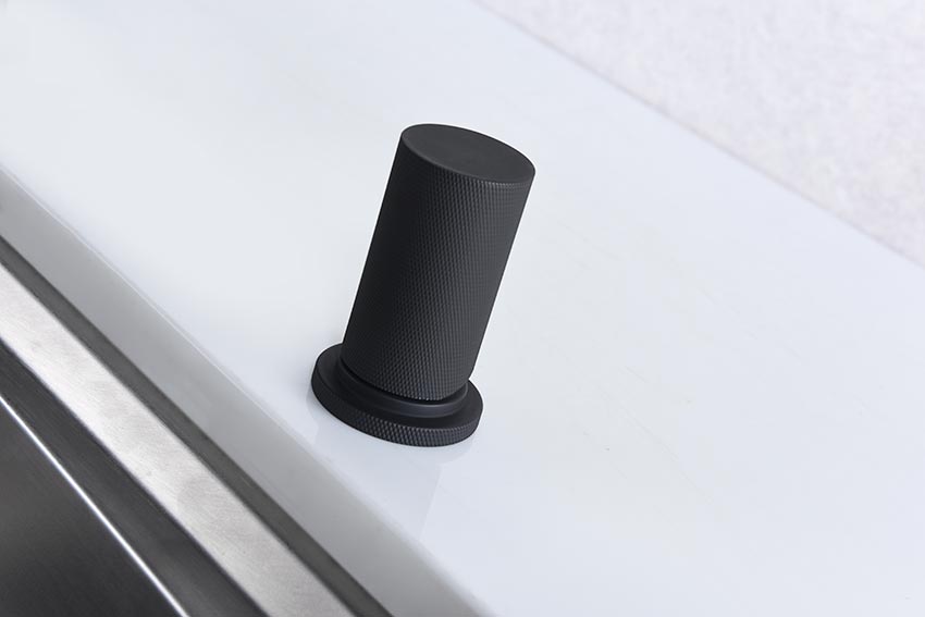 Imex Manacor matte black single-lever kitchen faucet