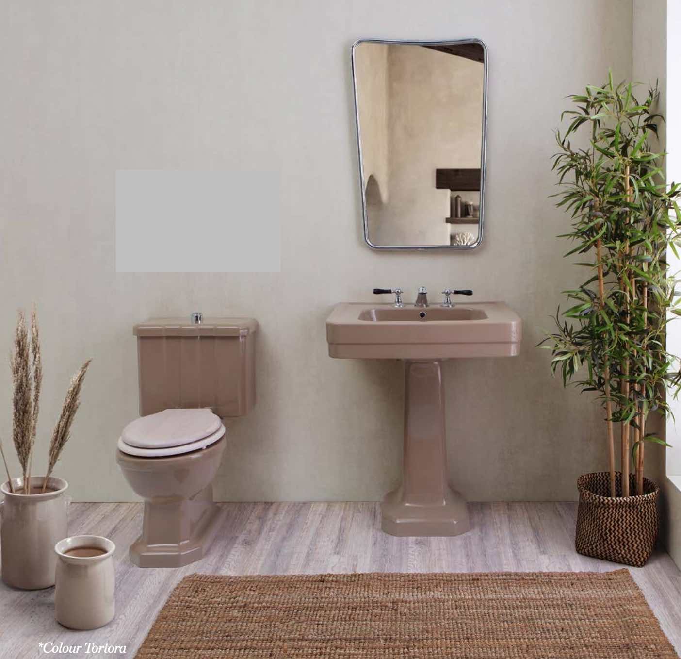 ambientacion con lavabo clasico pedestal Provence900 tortora