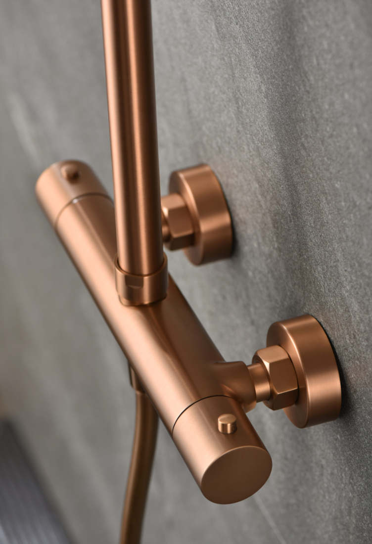detalle barra ducha termostatica Monza oro rosa cepillado