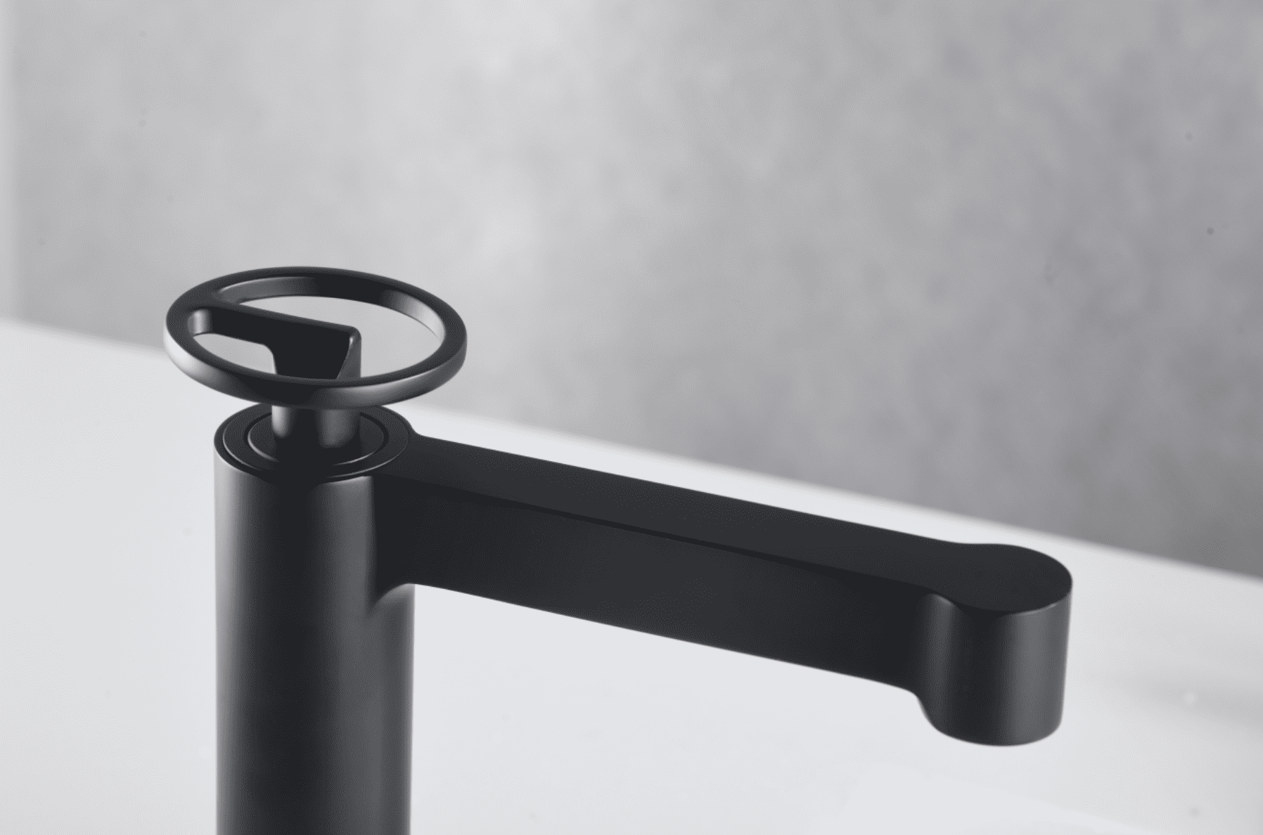 detalle grifo lavabo Olimpo negro mate