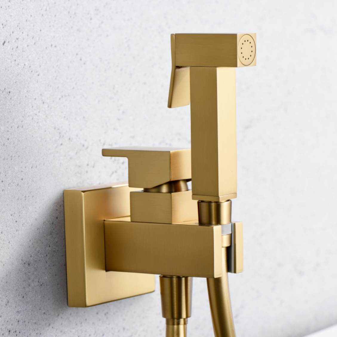 griferia bidet empotrada Irlanda oro cepillado