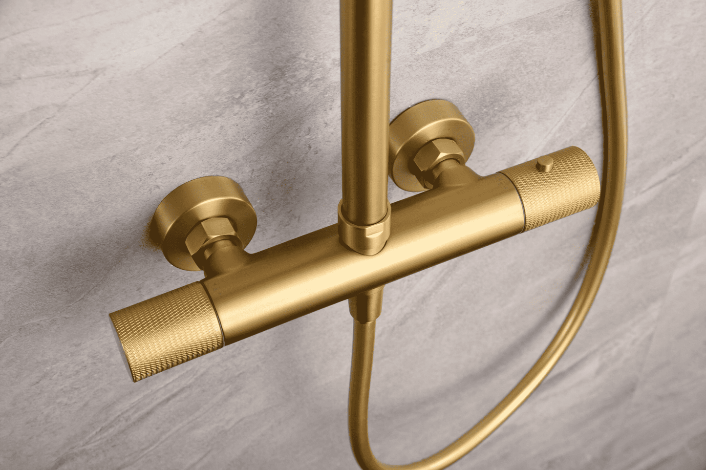 grifo columna ducha termostatica Line oro cepillado