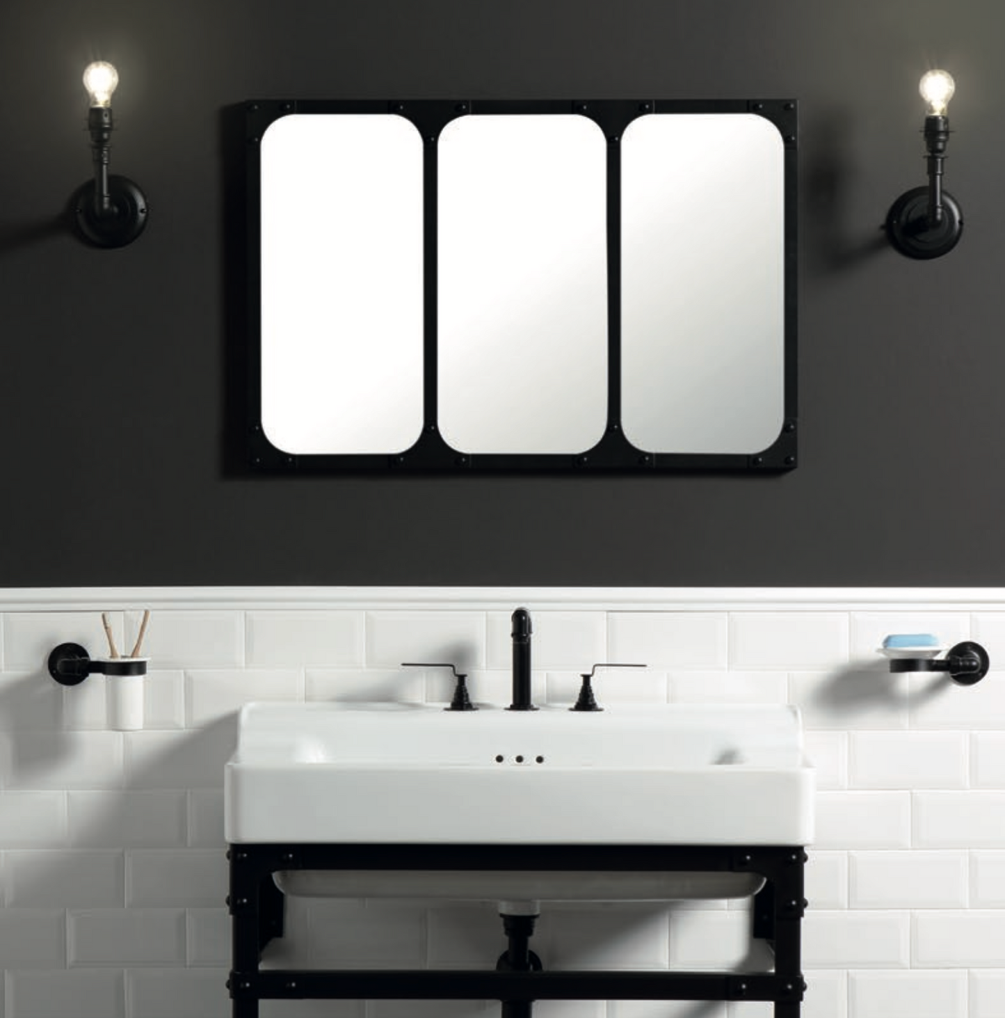 Industrialis bathroom wall light in Industrial style