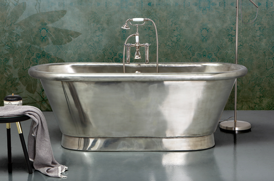 Vintage style Elegance copper bathtub